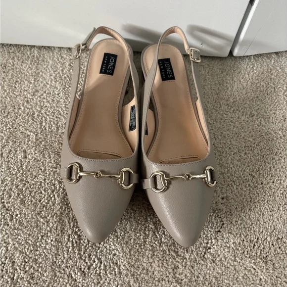 Jones NY Beige Slingback Flats - Picture 2 of 4
